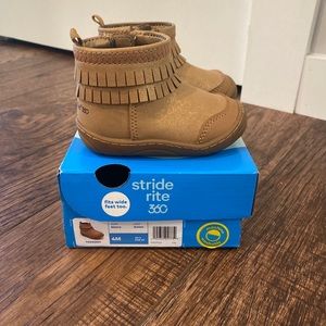 Stride Rite 360 Bianca Toddler Girl Boot size 4M